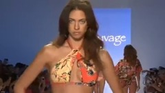 音乐短片 - 迈阿密泳装秀