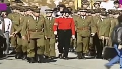Michael Jackson - 全球唯一一个下机,会有当地国家军队护送的明星  迈克尔杰克逊