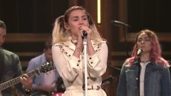 Miley Cyrus - Malibu