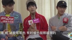 TFBOYS,于小彤,林更新,易烊千玺 - 【易烊千玺】原来你们是这样的红绿灯组合