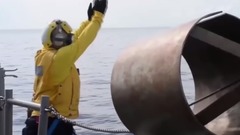 音乐短片 - World Amazing Refueling Gigantic Aircraft Carrier with Mililions $ of Oil