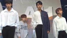 Seventeen - SEVENTEEN - Don't Wanna Cry - SBS人气歌谣 现场版 17/06/18