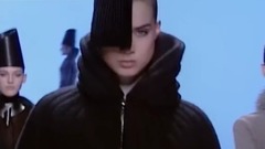 Fashion Show - Louis Vuitton Fall Winter 2008-2009