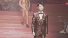 TFBOYS,王俊凯 - 少年企画制作 见证一场特别的走秀 王俊凯T台首秀“慢半拍”版影像上线