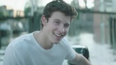 Shawn Mendes - There's Nothing Holdin' Me Back