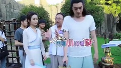 赵丽颖 - 楚乔花絮社:高甜射箭花絮 赵丽颖脚搭林更新肩膀