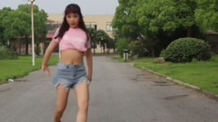 华语群星 - 美女模仿翻跳孟佳舞曲