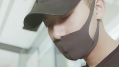 黄子韬 - 少年企画制作 最有态度的时装周宣言 黄子韬机场Look影像来袭