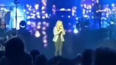 Celine Dion - Hello To Adele And Jokes With Audience