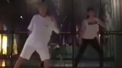 刘亦菲,舞蹈视频 - 帅气舞步