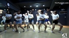 舞蹈视频 - Twerk It Like Miley