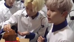 Seventeen - SHOW CHAMPION 幕后花絮