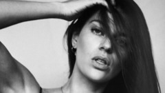 音乐短片 - When Stars Collide