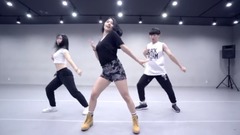 舞蹈视频 - MO BOUNCE