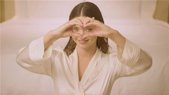 Miranda Kerr - 甜美超模米兰达.可儿的24小时全纪录!