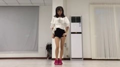 模仿翻唱,舞蹈视频 - WEE WOO 舞蹈模仿