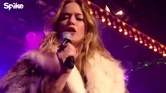 音乐短片 - Anne Hathaway's Wrecking Ball vs. Emily Blunt's Piece of My Heart Lip Sync Battle