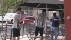 搞笑音乐 - Chair Pulling Prank Part 2