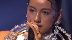李孝利 - White Snake