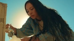 李孝利 - Black