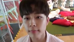 柳善皓 - 善皓初VLIVE-V以为结束了吧