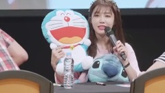 Apink - Apink签名会风扇和哆啦A梦