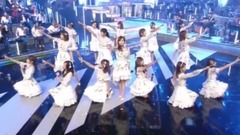 AKB48 - 365日の紙飛行機
