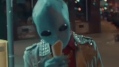 音乐短片 - Alok, Bruno Martini, Zeeba - Never Let Me Go (Official Music Video)