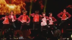 防弹少年团 - 防弹少年团 The WINGS tour in saitama 第一部分 17/06/21 [BTSBAR中字]