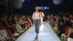 Fashion Show,音乐短片 - Marc Cain FASHION SHOW Spring Summer 2018 at the Fashion Week Berlin