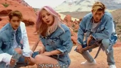 K.A.R.D - Hola Hola