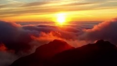 音乐短片 - Le MaîTre Des Ages