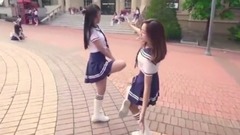 韩国群星,舞蹈视频 - She's Pretty