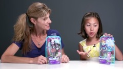 音乐短片 - UNBOXING THE ENCHANTIMALS!