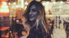 音乐短片 - Make Me Wanna