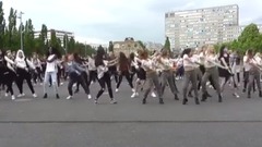 音乐短片,舞蹈视频 - KPOP随机舞蹈 吹到德国柏林的kpop热风~韩团随机舞蹈P1