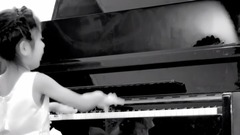 音乐短片 - 钢琴演奏欢乐的牧童