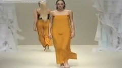 Fashion Show,音乐短片 - LEE YOUNG HEE Full Show Spring Summer 1997 Paris - Fashion Channel