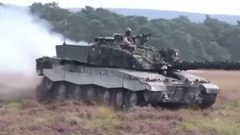 音乐短片 - 钢铁洪流 中国 装甲兵团