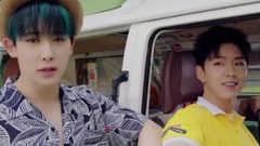 MONSTA X - NEWTON