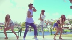 K.A.R.D - Hola Hola