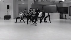 NCT,NCT 127 - CHERRY BOMB黑白练习室镜面版