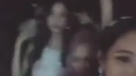 少女时代 - 可爱的大少时姐妹在后台跳High了