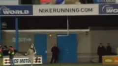 音乐短片 - Crazy Fans On Field Funny Football Moments