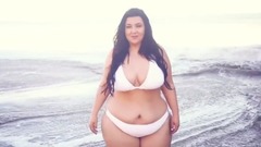 音乐短片 - PLUS SIZE BIKINI LOOKBOOK march 2017 MALIBU, CALIFORNIA