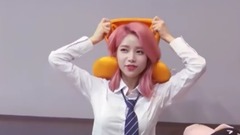 MAMAMOO - 身穿制服