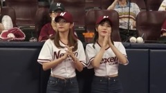 LABOUM - 昭娟&海仁 第一次开球!