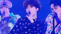 EXO,张艺兴(EXO),边伯贤(EXO),朴灿烈(EXO),吴世勋(EXO) - EXO经典火爆现场混剪,每一首都好听炸了!