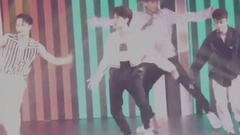 EXO,边伯贤(EXO) - Ko Ko Bop