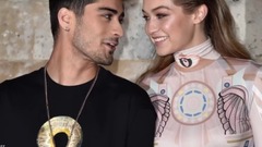 欧美群星 - Zayn Malik ADMITS He Wears Gigi Hadid’s Clothes In Vogue Magazine